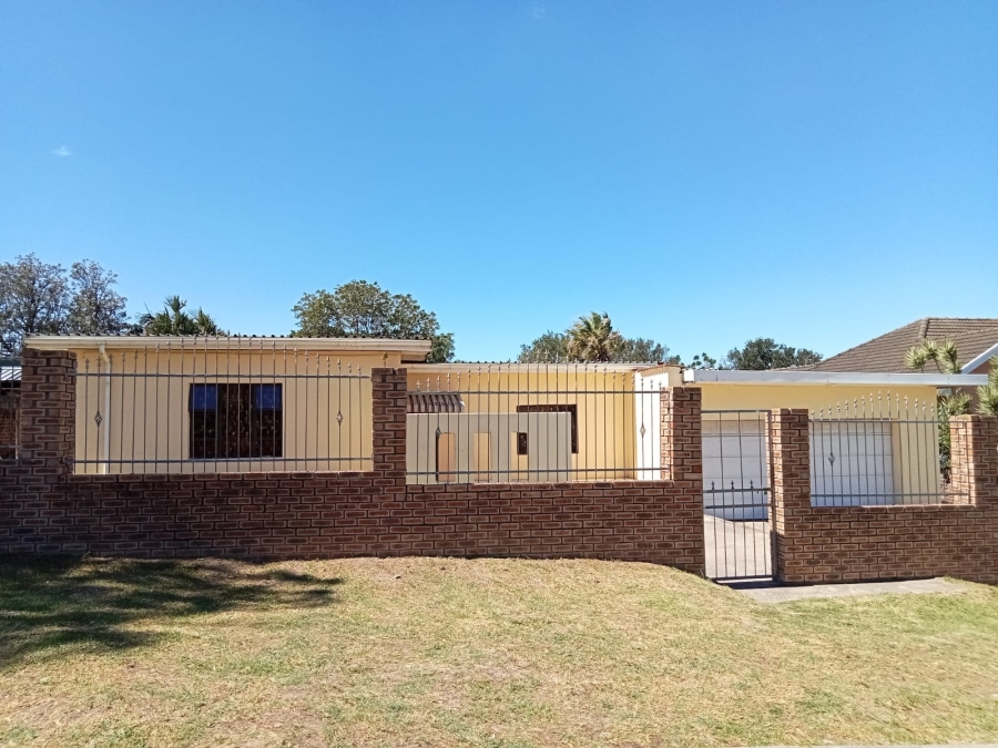 3 Bedroom Property for Sale in Amalinda Eastern Cape